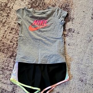 Nike Girl's outfit size 6x